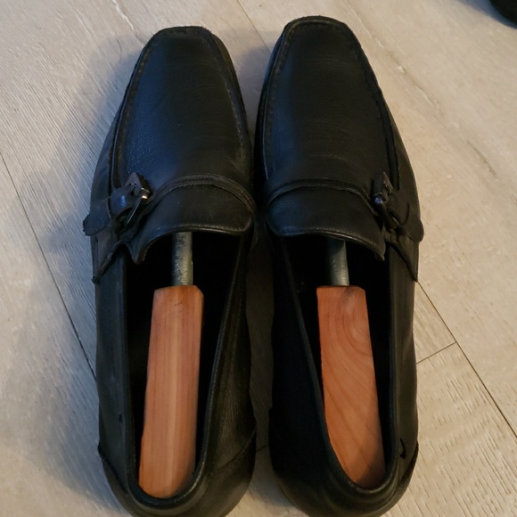 Shoes - Picture 3 of 3